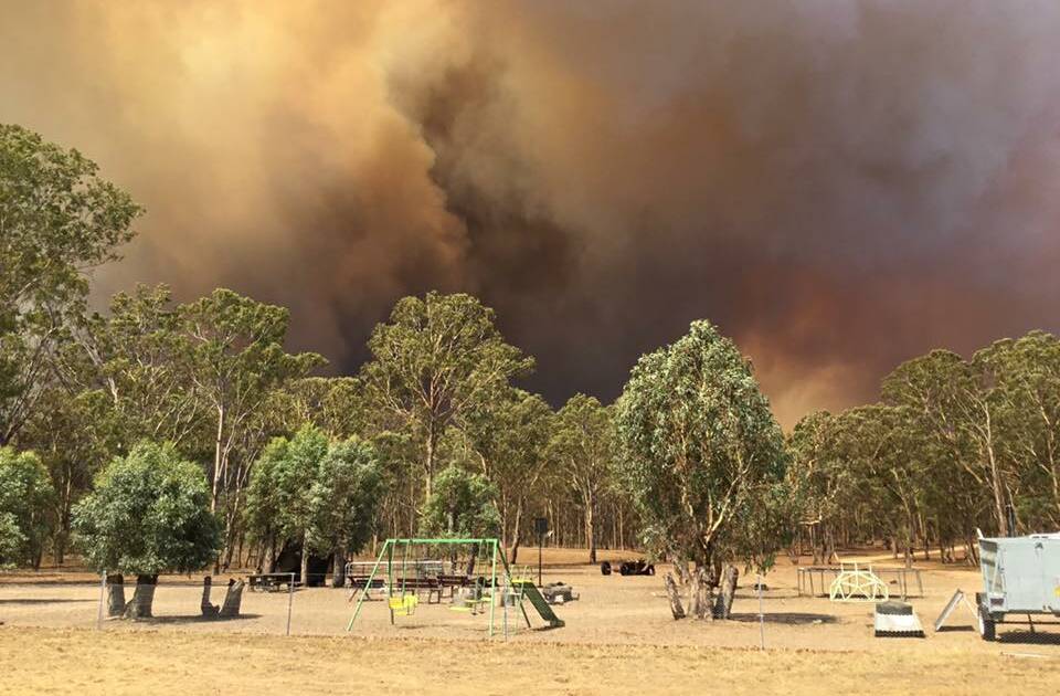 The fire races towards Tingha and Gilgai and Old Mill communities on Tuesday. Photo courtesy of Inverell Times.