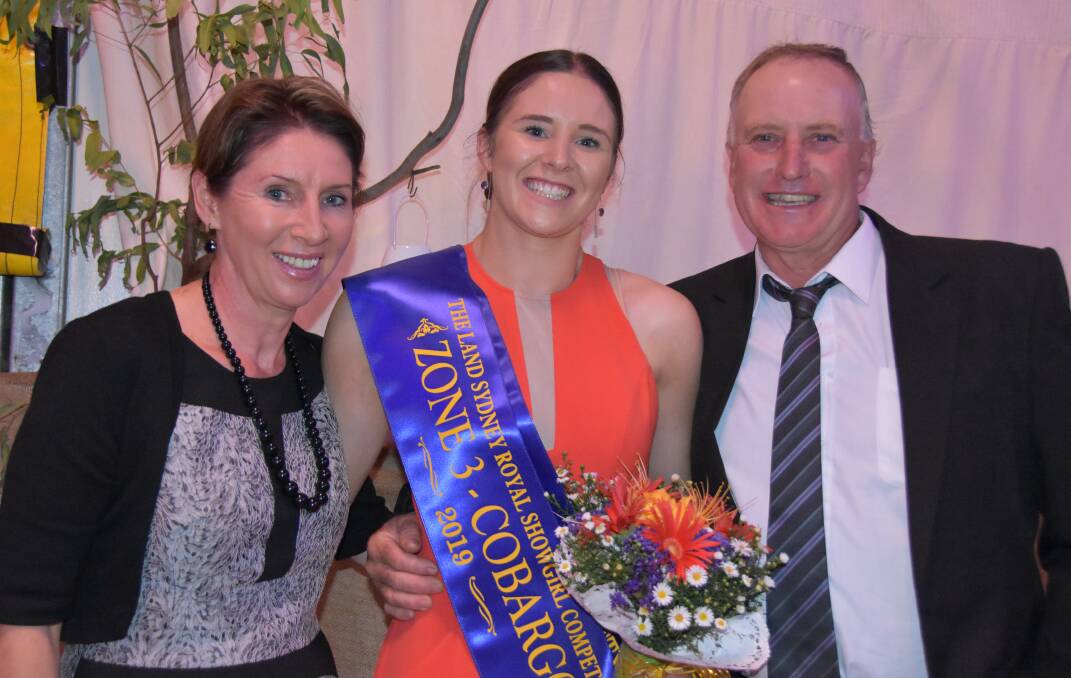 Zone 3 The Land Sydney Royal Showgirl finalist winner Lauren Selmes, Crookwell, with her parents Michelle and Anthony Selmes.