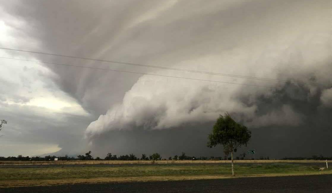 The storm moves in at Collie. Photo by Camilla Herbig/ Dubbo Liberal.