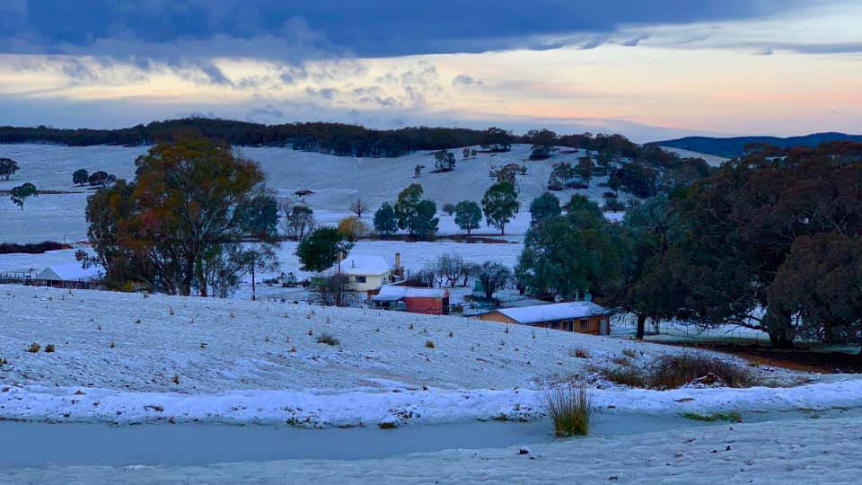 A photo by Meagan Quattromani of the snow event at Wayo, north-west of Goulburn. 