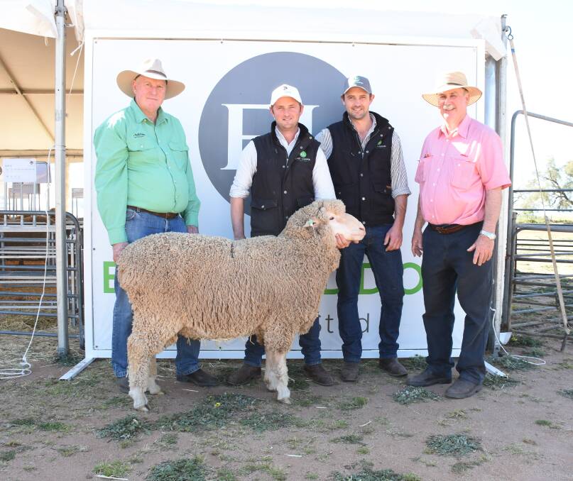 Stephen Chalmers, Marcus and Tom Hooke and Clyde McKenzie,with top priced ram East Loddon 190236.
