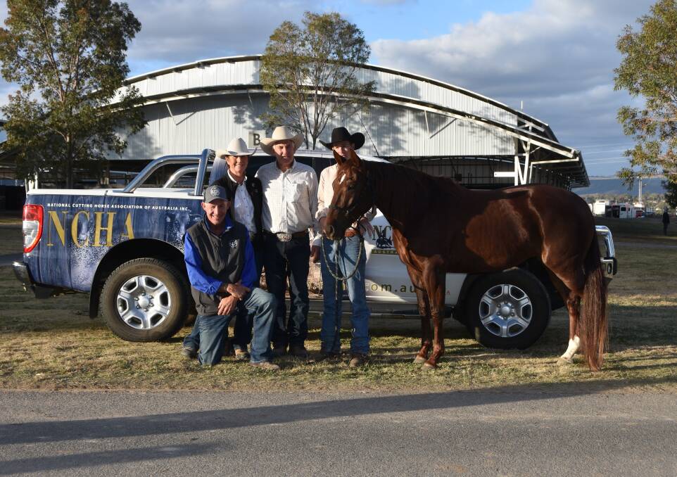 The $58,00 top price mare Smart Lil Turpentine, with purchaser Rodger Grant, Koobah Performance horses, Kingswood, owners Di Bennett and Peter Karger of Turpentine Quarterhorses, Bordertown, SA and trainer Jamie Creek, Jerilderie. 