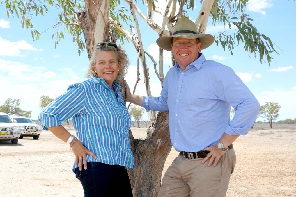 NSW Farmers president Fiona Simson and Nationals leader Troy Grant have signed a memorandum of understanding, along with Premier Mike Baird.