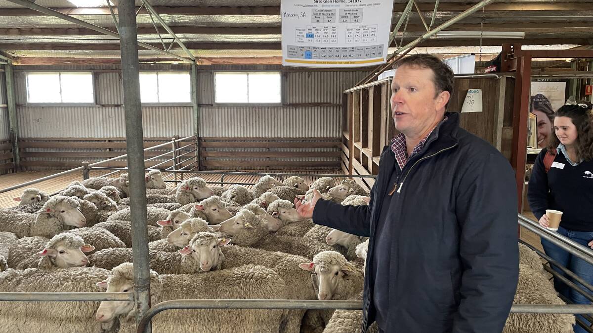 Ben Swain from the Australian Merino Sire Evaluation Association presenting results from the Coonong Station trial, Urana, NSW. Picture by Stephen Burns