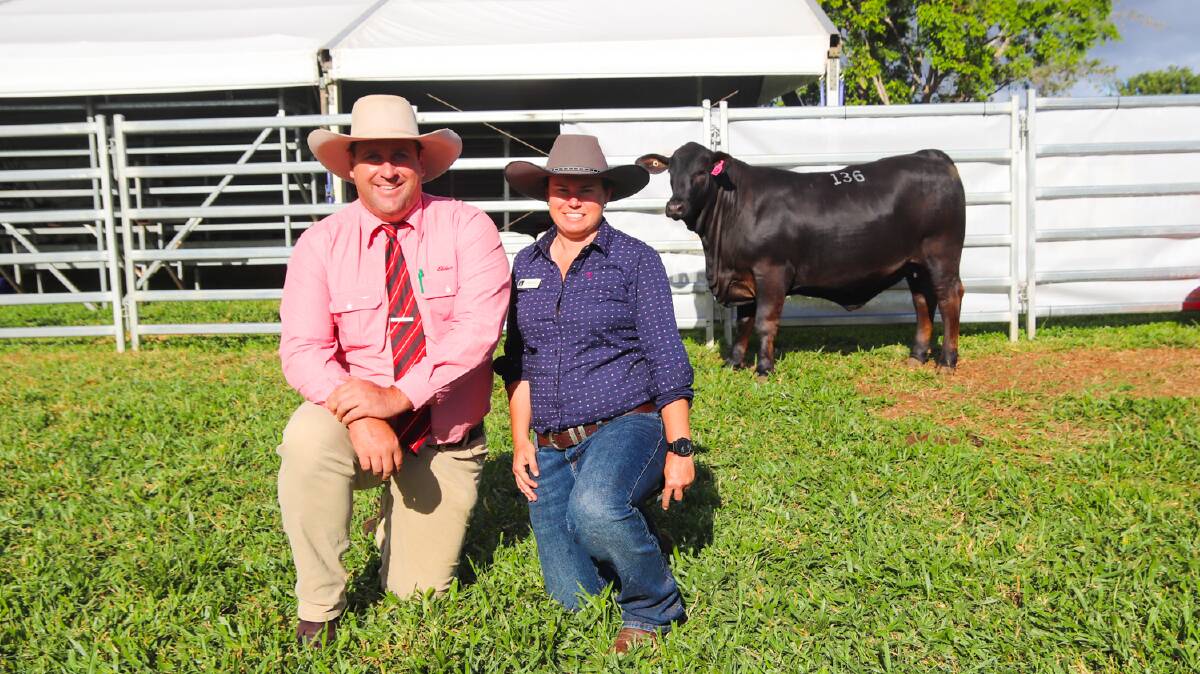 Anthony Ball, Elders Livestock, and Fiona Pearce, Telpara Hills, with sale topping Telpara Hills Miss Magnum 920R8, purchased by Hidden Valley Speckle Park.
