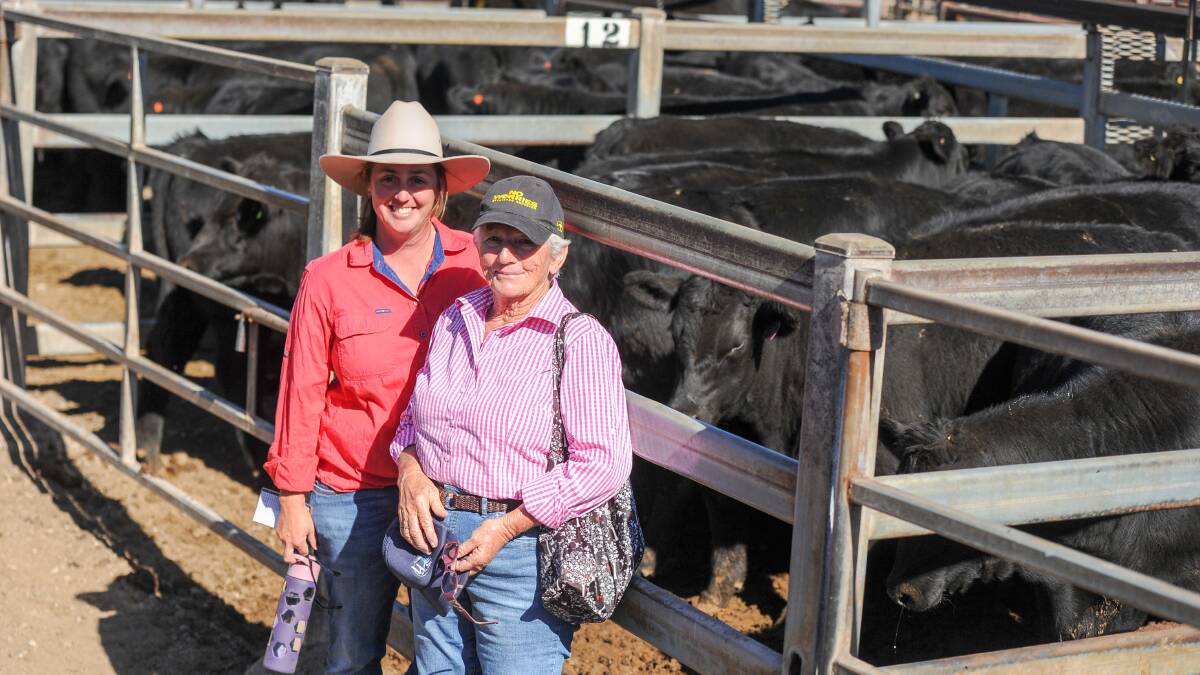 Melissa Christie with Lorraine Christie-Rockliff of Boggabri who both sold Angus weaners at the sale. 