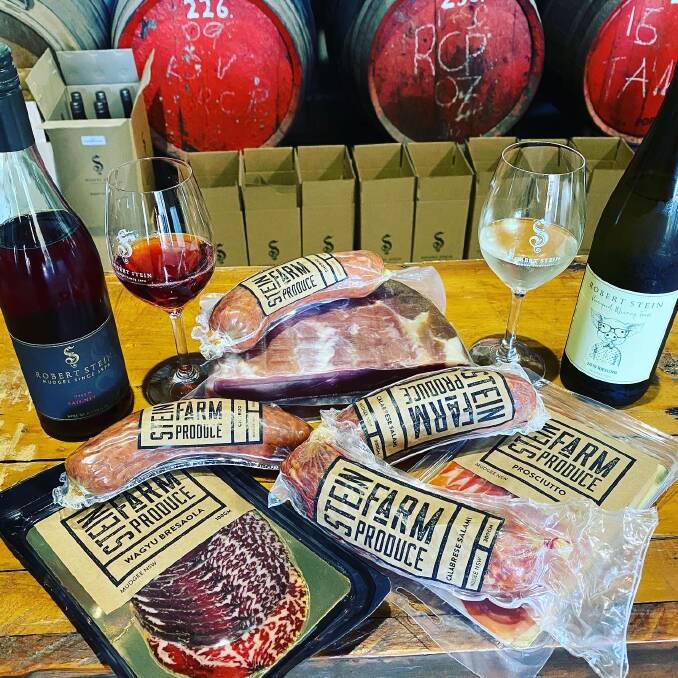 Their free-range Berkshire cross Saddleback pigs are killed in Oberon and processed at Montecatini Smallgoods Deli for their Stein Farm Produce range which features a preservative free salami. 