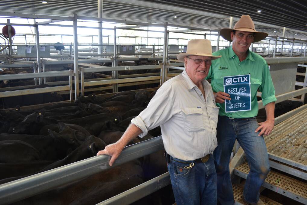 James Carr, Funny Hill, Binda, with his agent Marcus Schembri, Nutrien, Bathurst, sold several pens of August/September-drop Angus steers and heifers at the Central Tablelands Livestock Exchange (CTLX), Carcoar, weaner sale last Friday. His pen of 288kg Angus sold for $1195 a head and were awarded the best presented pen of steers.